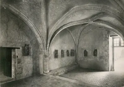 Bilhete postal moderno Charroux Vienne Antiga Abadia Sala do xv s