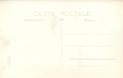 Igreja de São Pedro de Poitiers — vista frontal com seu sintral gótico — carta postal não editada — Verso