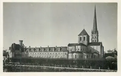 Abadia de Saint-Évroult — vista geral — editor não identificado