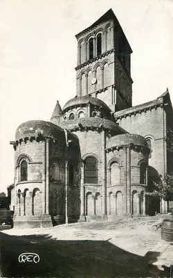 Chauvigny — Chefe da Igreja de São Pedro — Editor M. Roussel