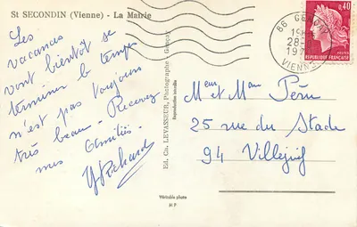 St SECONDIN (Vienne) - A Prefeitura — Ed. Ch. LEVASSEUR, Fotógrafo, Générac — Verso