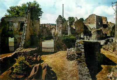 Oradour-sur-Glane — Cidade martirizada 10 de junho de 1944 — Edições GREFF