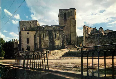 Oradour-sur-Glane — Cité Martyre - 10 Junho 1944 — A Igreja — Éditions Théojac