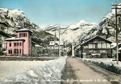 Alagna Valsesia m. 1205 — Veduta invernale — Il Corso principale e la villa Grober — Ediz. Mario Bertini