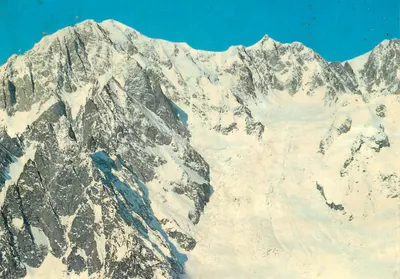 Cadeia do Monte Branco m. 4810 — Vista aérea do lado italiano e do glaciar da Brenva — Ediz. SACAT Torino n. 1066