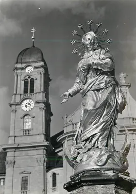 Estátua da Virgem com o Menino — Einsiedeln — O Baur, Stella-Photo, n° 118