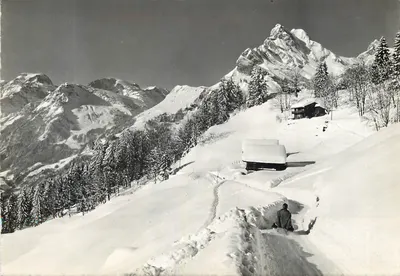 Braunwald (Suíça) — com o Tödi a 3620 m e o Ortstock — editor Scherwetter, Glarus, n° 03156