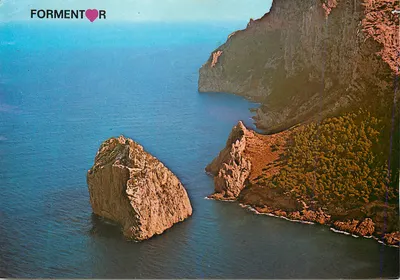 Formentor — rocher isolado no meio do mar — editor Formentor, n° 2481