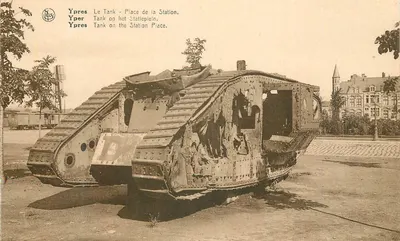Ypres — Zerstörter Panzer am Bahnhofsplatz — Nels, Brüssel