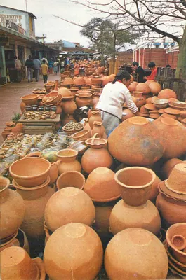 Mercado de cerâmica em Santa Cruz — Bolívia — Editor Capri Color Ltda. n°123