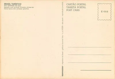 Gaúcho com prénda bebendo chimarrão — Rio Grande do Sul — editor Mercator, número de série E-1013 — Verso