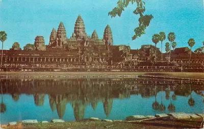 Angkor Wat — Templo central — Correio aéreo Camboja
