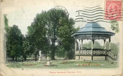 Public Gardens, Halifax, N.S. — kiosque orné et statue dans un parc — éditeur non visible