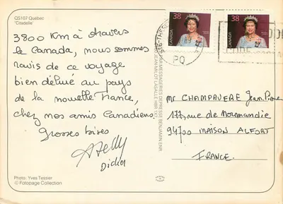 Québec — Widok z lotnictwa na Citadelę z paradem wojskową — Fotopage Collection — Rewers