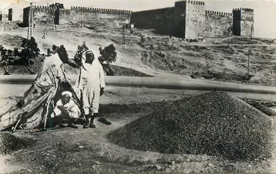 Kasba-Tadla — Mercadores de grãos e Casbah — Edição La Cigogne, n°1378