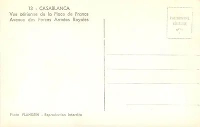 Casablanca — Vista aérea da Place de France e Avenue des Forces Armées Royales — Foto Flandrin — Verso