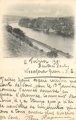 Pangbourne — vista do rio com barcos — editor desconhecido, número de série não visível