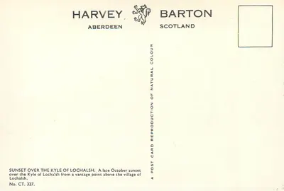 ZACHÓD NA KYLE LOCHALSH — widok z wysokiego punktu nad wsią — Harvey Barton, Aberdeen, Szkocja, n° CT. 327 — Rewers