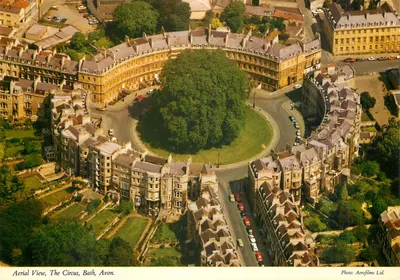Visão aérea, The Circus, Bath, Avon — Aerofilms Ltd.