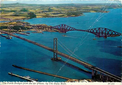 Os Pontes do Firth vistos do ar — Foto por The Daily Mail — AT.1271