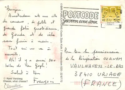 Bicicleta diante de uma loja de queijo — Amsterdam — BIRI PUBLICATIONS — Verso
