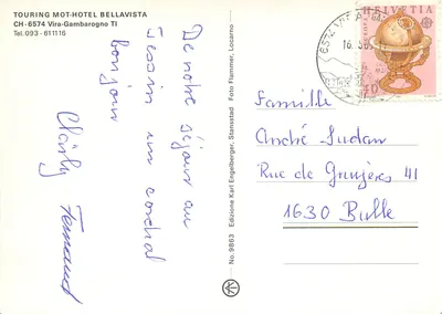 Lake Léman — panoramische uitzicht en zwembad — Touring Mot-Hotel Bellavista, Vira-Gambarogno TI — Achterkant