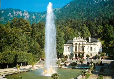 Königsschloss Linderhof — castelo com fonte de 45 m — editor Alois Grünauer, n° 39485