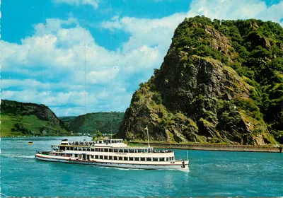 Navio turístico no rio Reno — Rüdesheim — editor 'Die Lorelei'