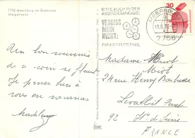 Widok na Meersburg am Bodensee — domy z belami i kwiaty — wydawca Bodan Anschikartenverlag H. Bodenmann — Rewers