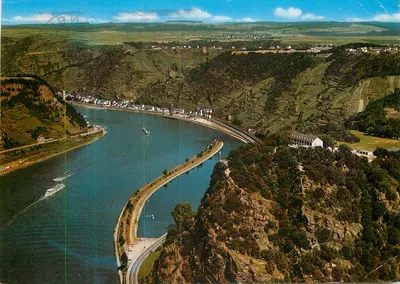 O Rio Reno em St. Goar — vista do castelo de Loreley — Georg Stilke GmbH