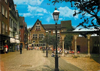 Place du Hof em Aix-la-Chapelle — vista animada com varanda — editor Bild-Druck & Verlag GmbH, Lübeck