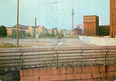 Berlim-Kreuzberg — Muralha no Spittelmarkt — editor Kunst und Bild, n°12