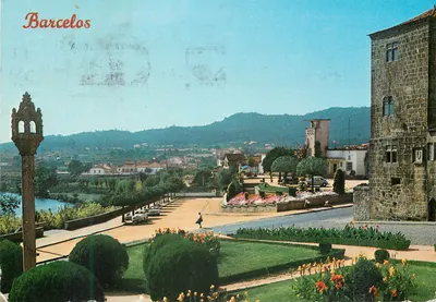 Barcelos — vista panorâmica com castelo e jardim — Éditions Lusocolor, n° 374
