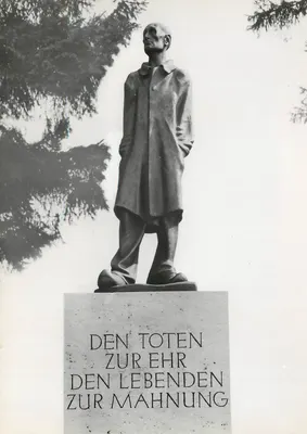 Monumento aos mortos — Dachau — Comité Internacional de Dachau