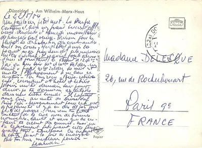 Düsseldorf — Am Wilhelm-Marx-Haus — widok placu z rzeźbą konną i budynkiem w budowie — wydawca Piatow, nr 17 — Rewers