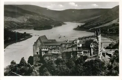 Bacharach am Rhein — Jugendburg Stahleck — Fotografia autêntica