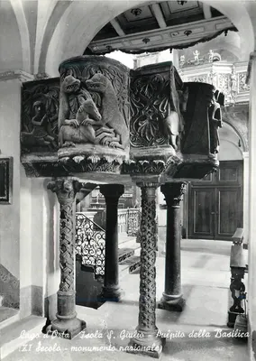 Pulpito da Basílica - Ilha de S. Giulio - Lago d'Orta - Século XI - monumento nacional
