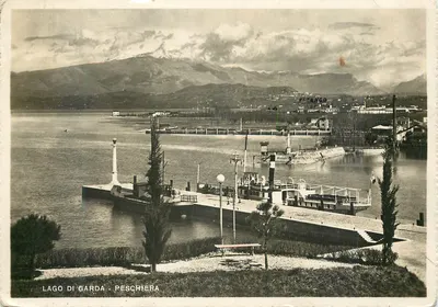 Lago di Garda - Peschiera — vista do porto com barco a vapor — Vera Fotografia