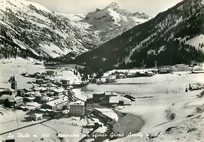 La Thuile m. 1441 — Panorama com fundo Grand Assaly m. 3174 — Fotocelere Gal, Riv. n. 1