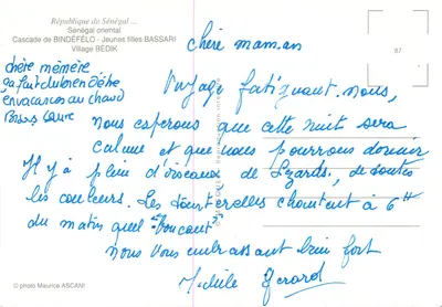 Cascades Bindéfélo — Młode kobiety Bassari — Wioska BédiK — Republika Senegalu — Rewers