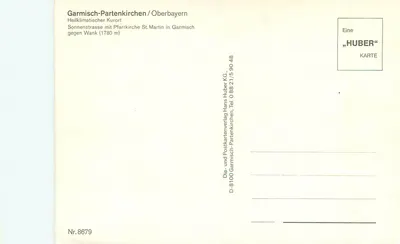 Garmisch-Partenkirchen / Oberbayern — Widok ulicy Sonnenstrasse z kościołem św. Martyna w Garmisch z Wank (1780 m) — Huber Karte Nr. 8679 — Rewers