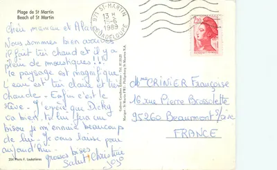 Pływa St Martin — widok dwóch osób na fotelach leżakowych — Caliver Caraïbes Éditions, nr 204 — Rewers