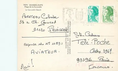 Piaszczysty wybrzeże Caravelle — Guadeloupe — Hachette Antilles — Rewers