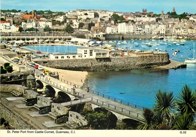 St. Peter Port vista do Castelo Cornet, Guernsey, C.I. — G.52