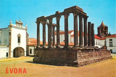 Évora — Templo romano (II-III séculos) — Editor: Centro de Cidades Nossa Senhora do Perpétuo Socorro