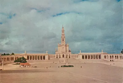 Fátima — Santuário (Capela e Basílica) — Edição Bertrand (firmão) n°1