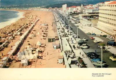 Figueira da Foz — Praia e esplanada — Éditions Águas da Costa