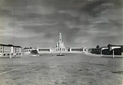 Fátima — Santuário (Vista Geral) — Reprodução de Carlos Vitorino