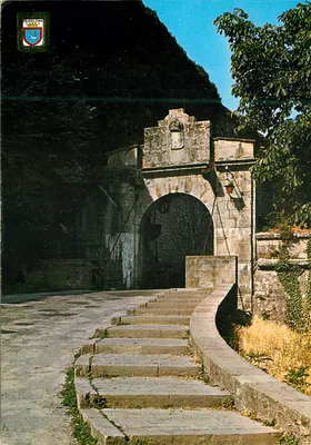 Pamplona — Porta da França — Edições FISA, n° 17
