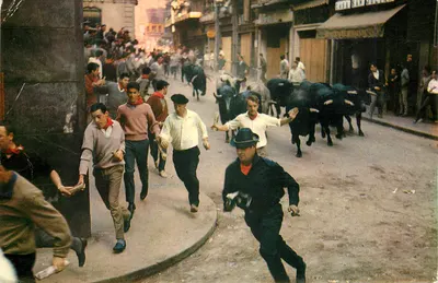 Pamplona — Corrida de touros — edições Galgo